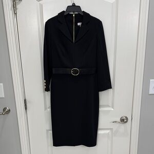 Black Sheath Dress with Notched Collar and Long Sleeves for Work